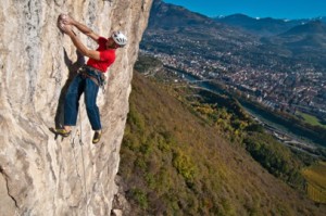 periodo di attesa - Rolando sulla parete Sardagna (Trento)